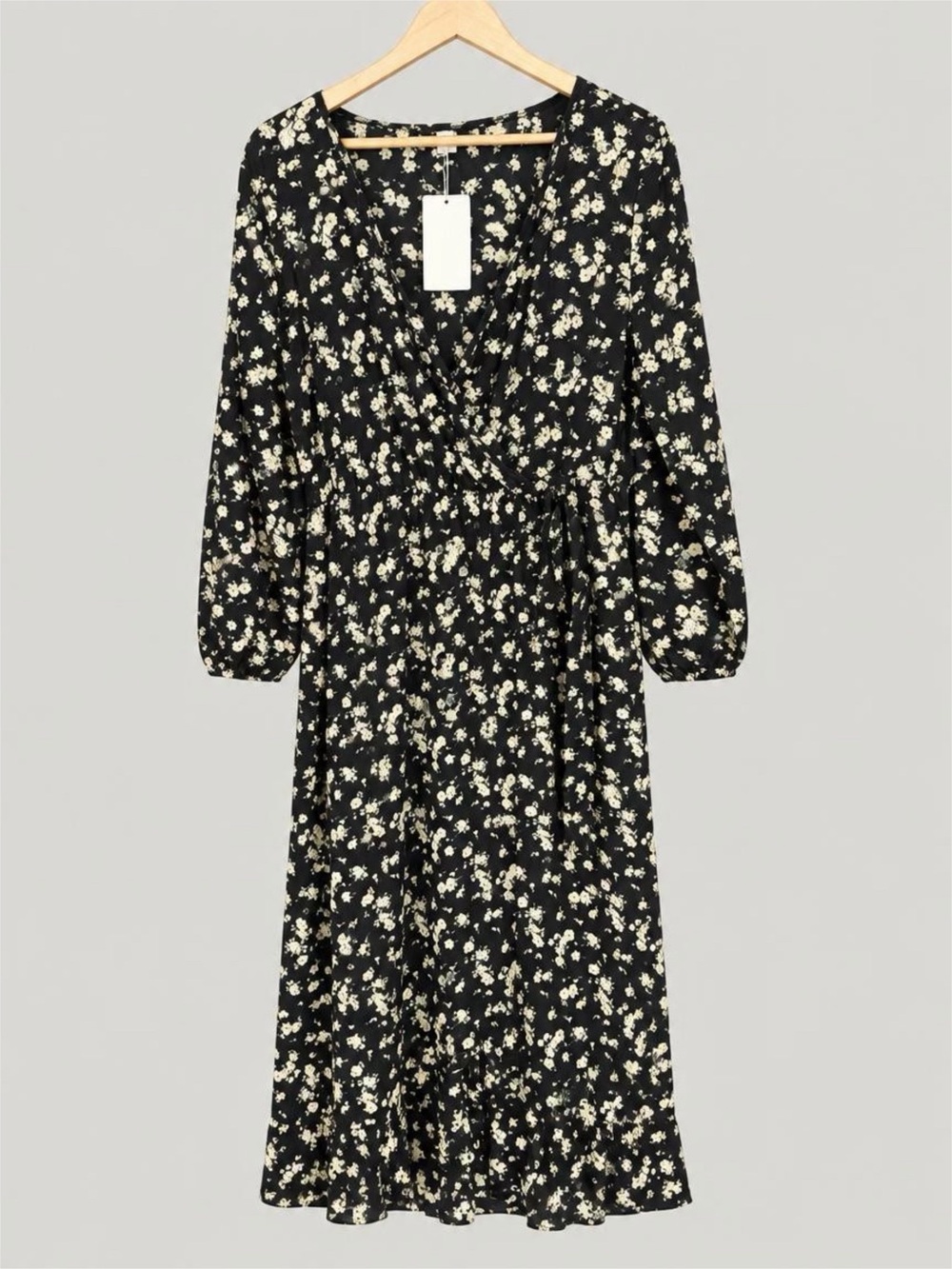 NWT BloomChic Black Floral Wrap Midi Dress with Cream Blossoms - 14/16